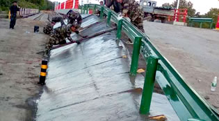 波形護欄安裝知識